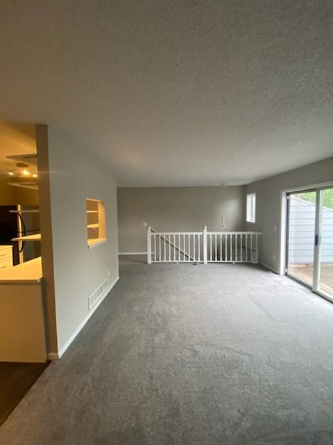 14391 Estates Ave - Photo 3 of 13