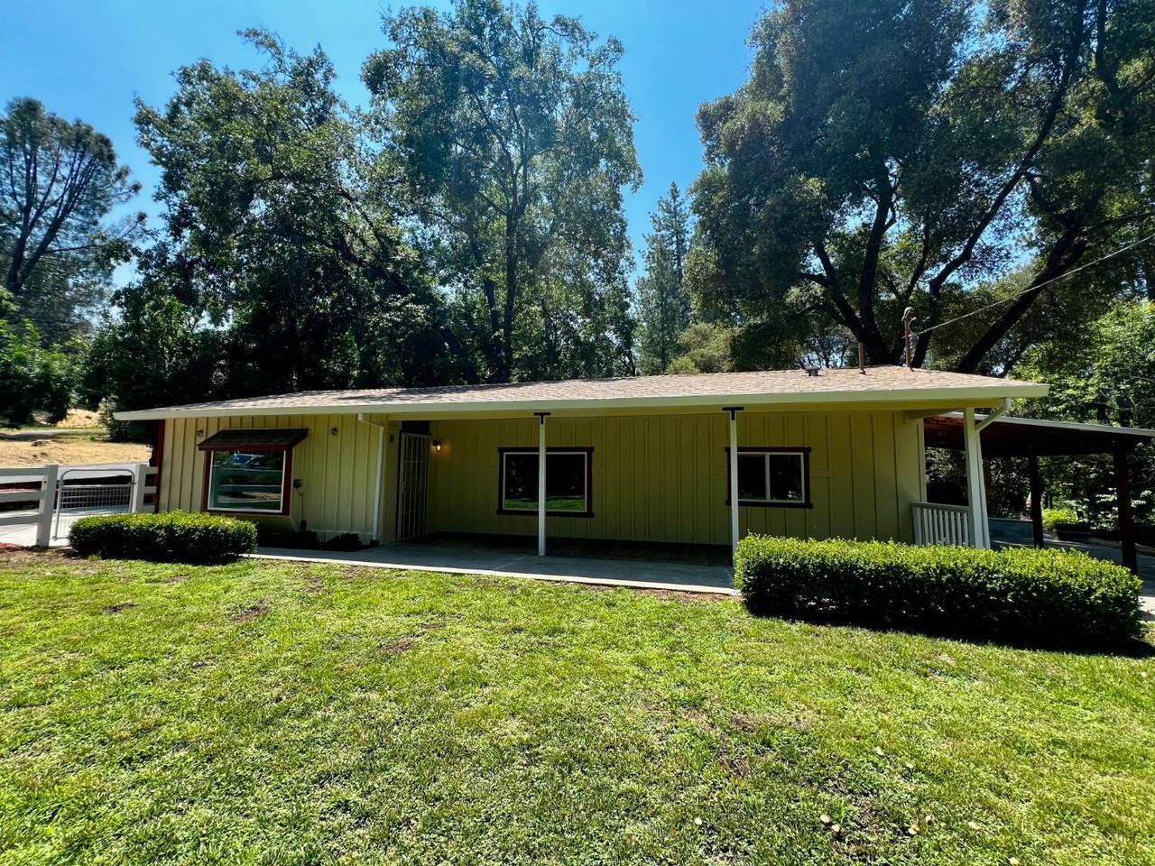 2018 Whistler Way - Photo 2 of 22