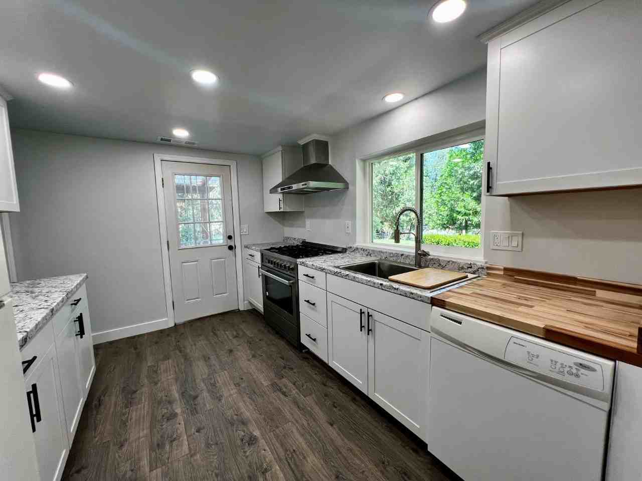 2018 Whistler Way - Photo 6 of 22