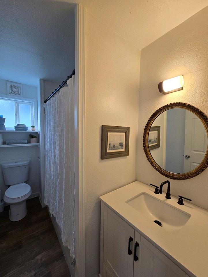 1870 Southeast 3rd Street - Photo 7 of 32