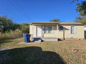 1501 Se 65th St - Photo 1 of 1