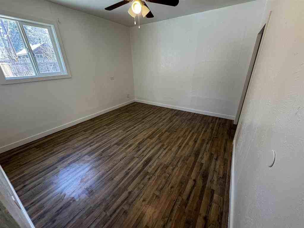 19124 Brookside Ave - Photo 5 of 8