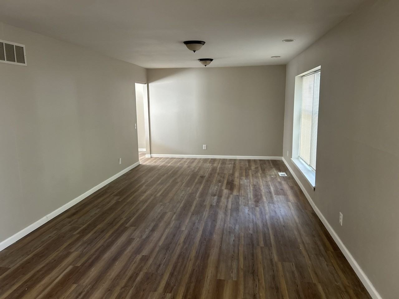 12011 Jerries Ln - Photo 3 of 14