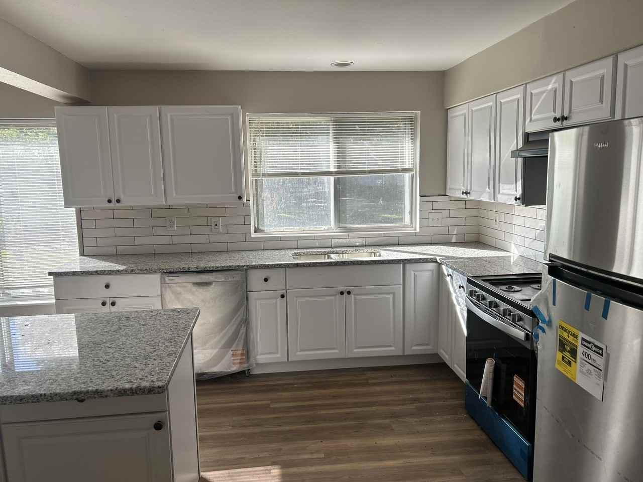 12011 Jerries Ln - Photo 6 of 14