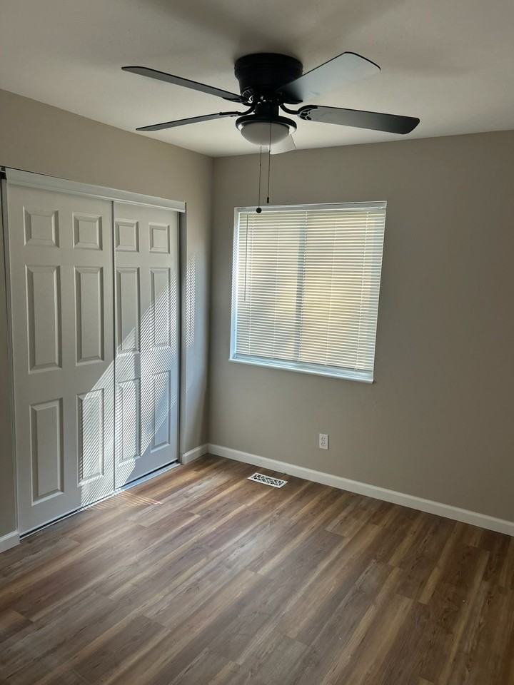 12011 Jerries Ln - Photo 7 of 14