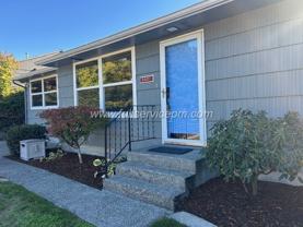 2421 Sw 106th St - Photo 1 of 1