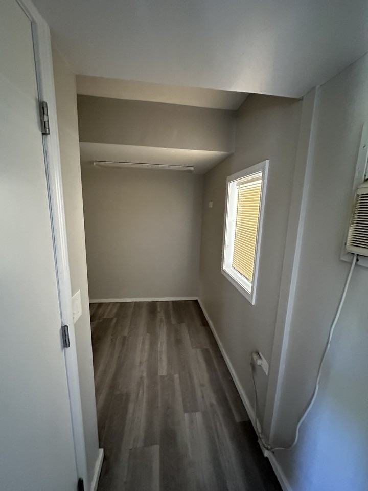 2895 Briarwood Dr - Photo 4 of 8