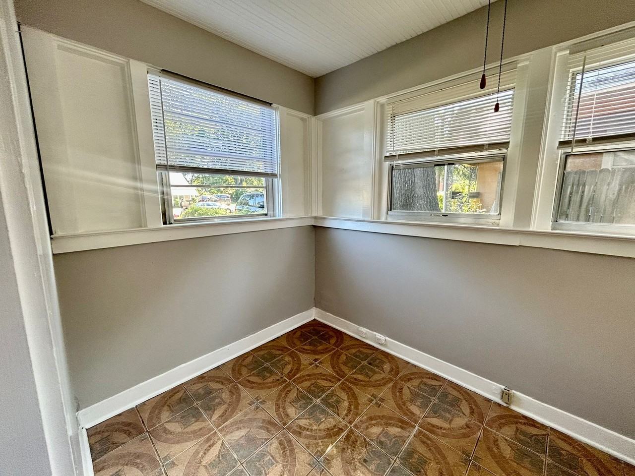 2407 Larose Ave - Photo 3 of 24