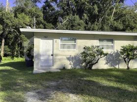 1627 Brookview Dr S - Photo 1 of 1