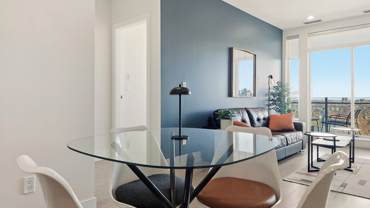 2505 17 Ave Sw - Photo 3 of 17