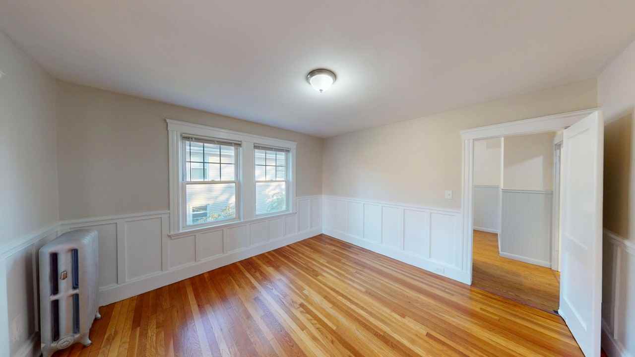 39 Upland Rd ## 41 - Photo 5 of 17