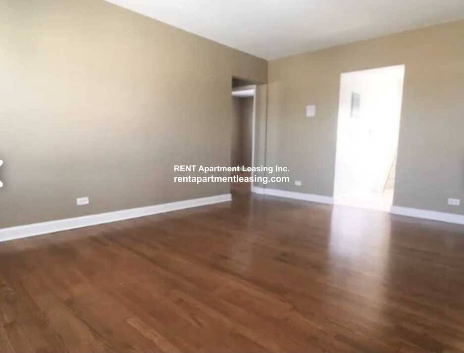 N Milwaukee Ave #1A - Photo 2 of 6