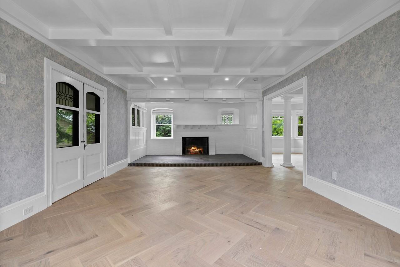 476 Heath Street - Photo 7 of 20