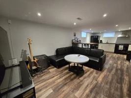 featured image of 392 Elgin St E #2