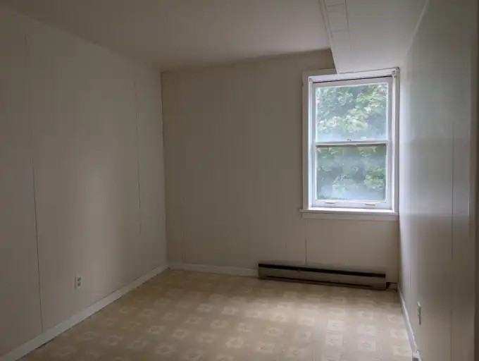 49 Church Street East #4 - Photo 4 of 7