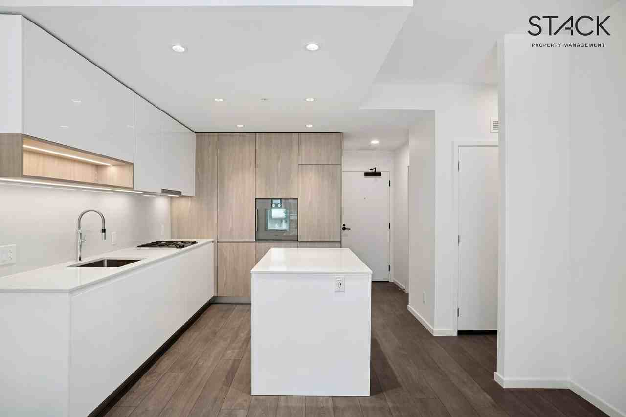 RC at CF Richmond Centre - Photo 2 of 50