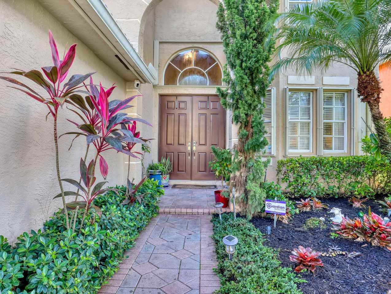 2227 Ridgewood Cir - Photo 6 of 50