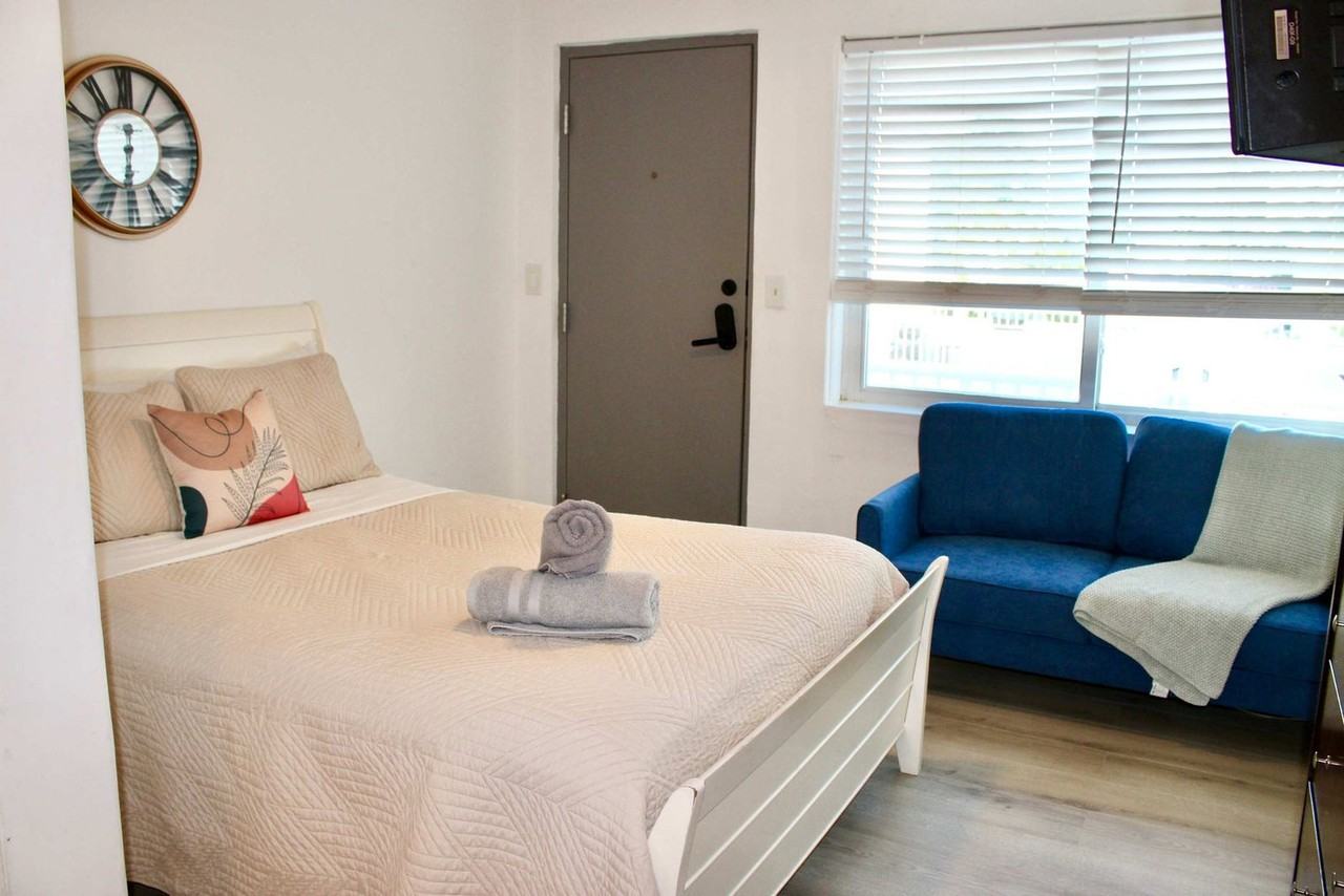 329 Madison St #1075796P - Photo 2 of 20