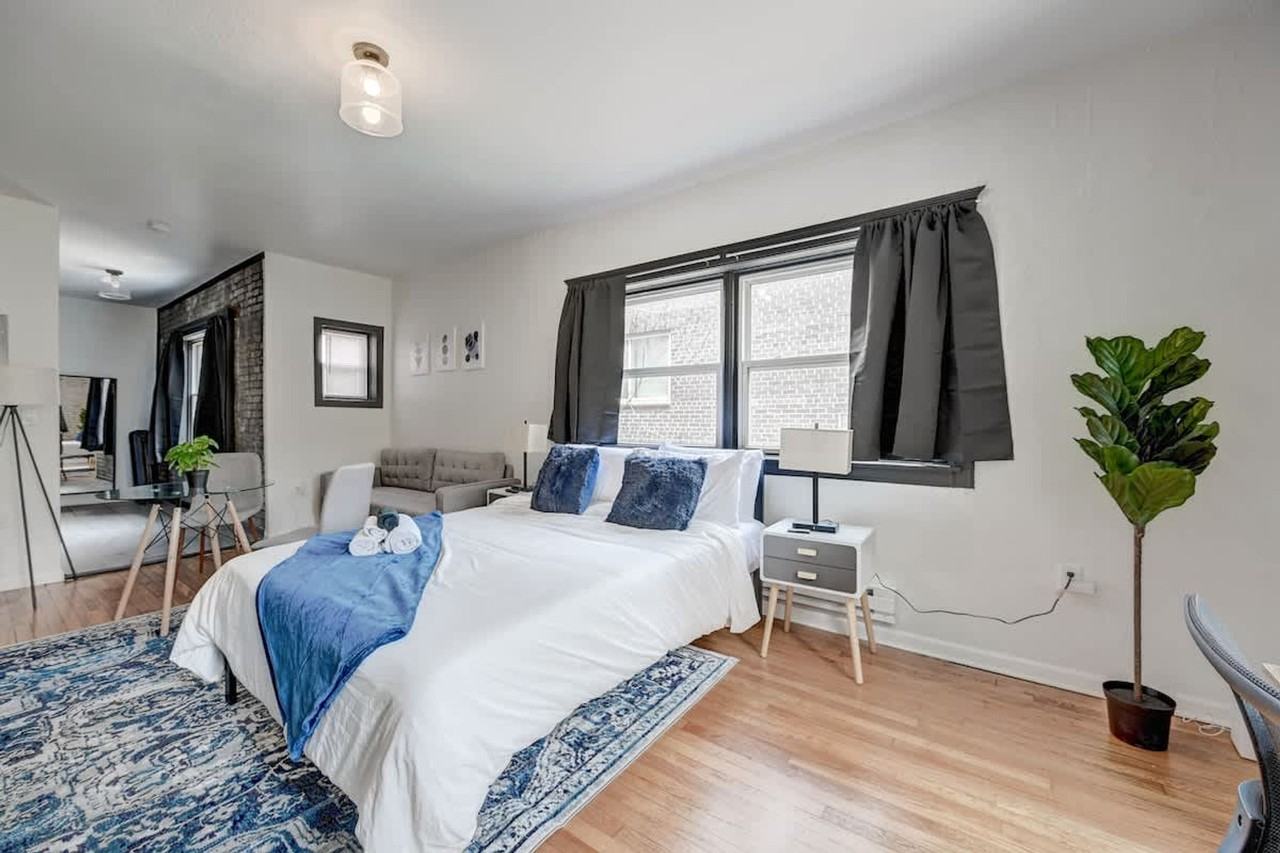 1925 N Prospect Ave #1263099P - Photo 2 of 23