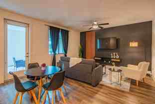 15501 N Dial Blvd - Photo 1 of 1