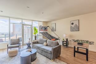 17 West Monroe Street - Photo 1 of 1