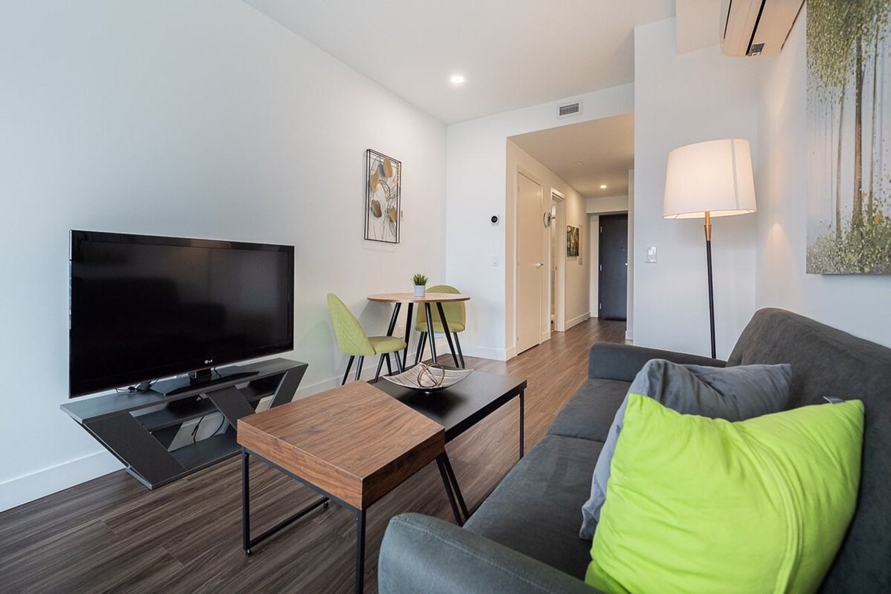 1415 Av Overdale #1261818P - Photo 5 of 42