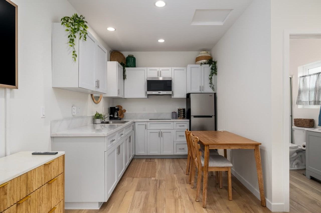 4646 Robbins St #1304288P - Photo 6 of 19