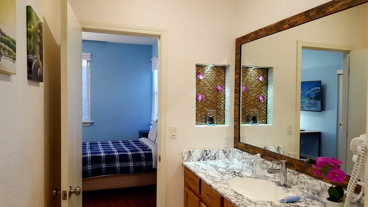 2393 Sapphire Ridge Way #1319650P - Photo 4 of 25