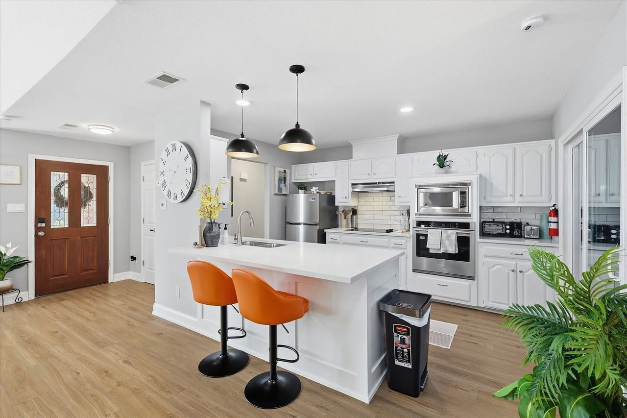 7581 Kings Ridge Rd #1324808P - Photo 6 of 45