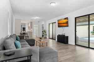 featured image of 919 Avenue S Se