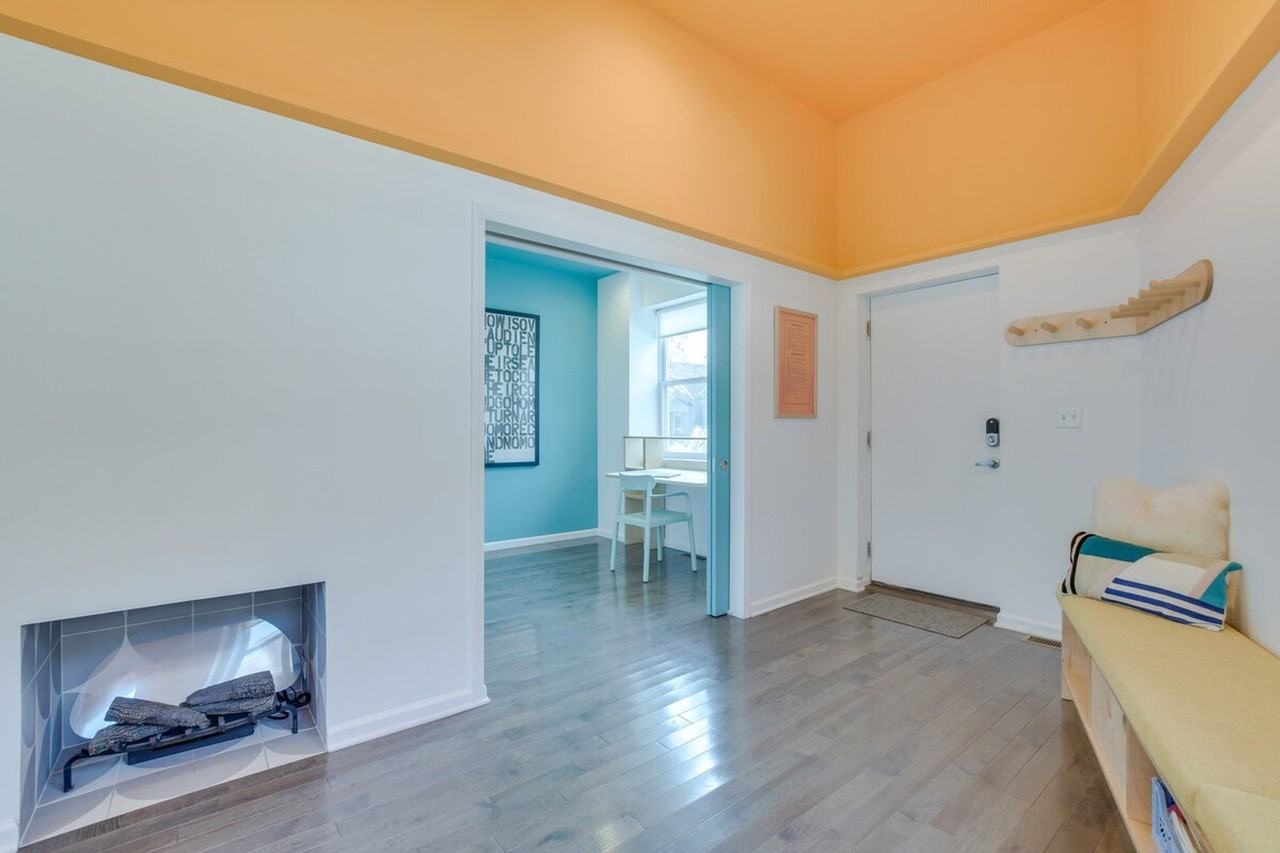 3247 S Oakley Ave #1306251P - Photo 7 of 31