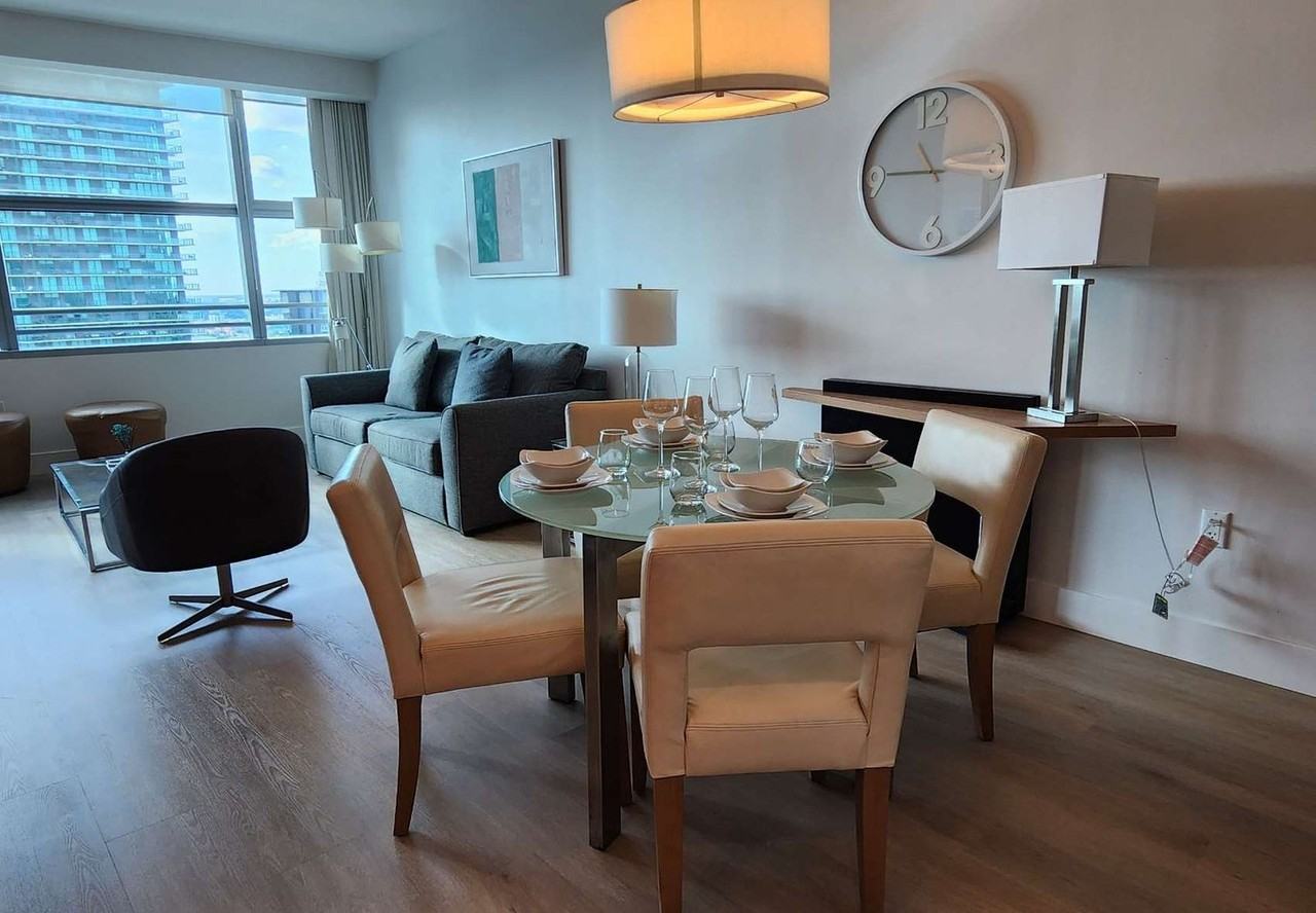 1395 Brickell Bay Dr #1328101P - Photo 4 of 38