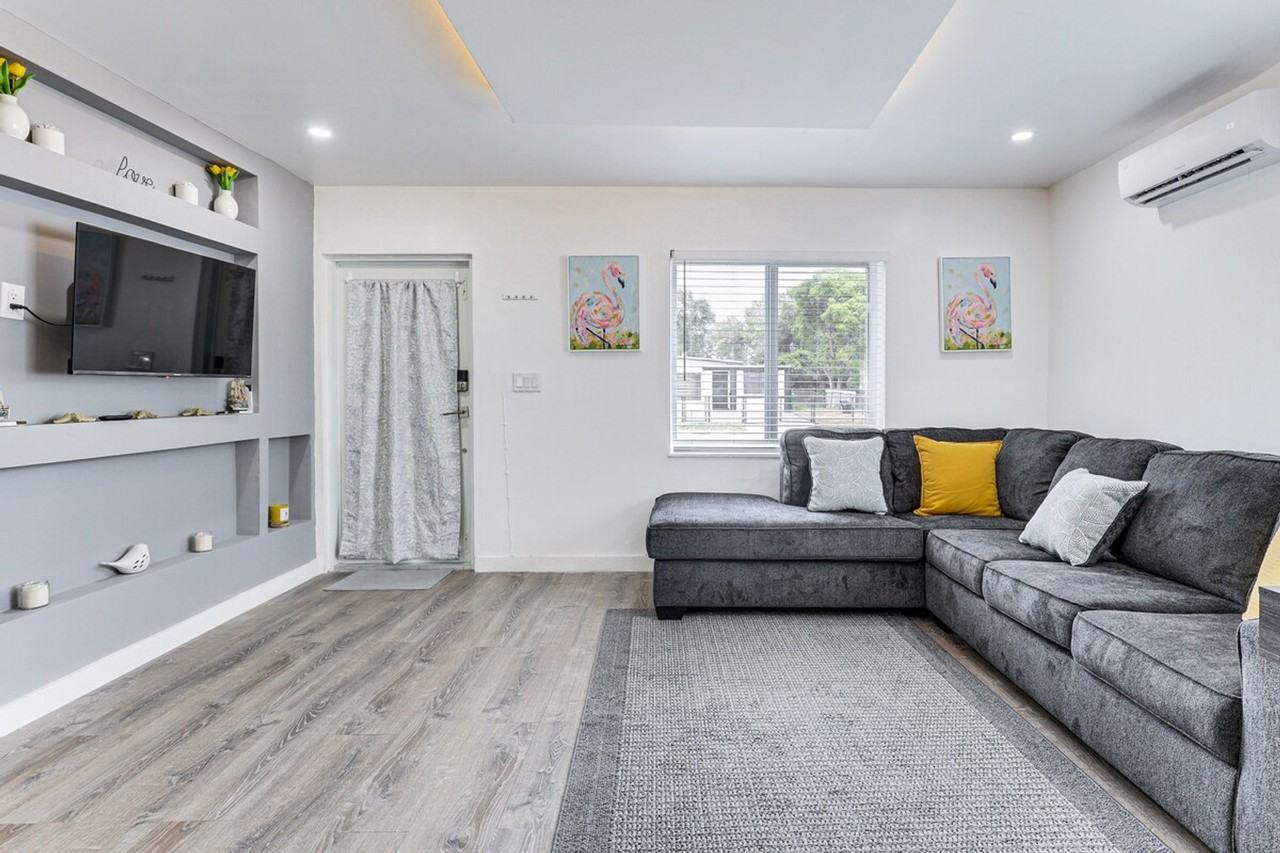 12415 Nw 20th Ct #1306938P - Photo 3 of 27