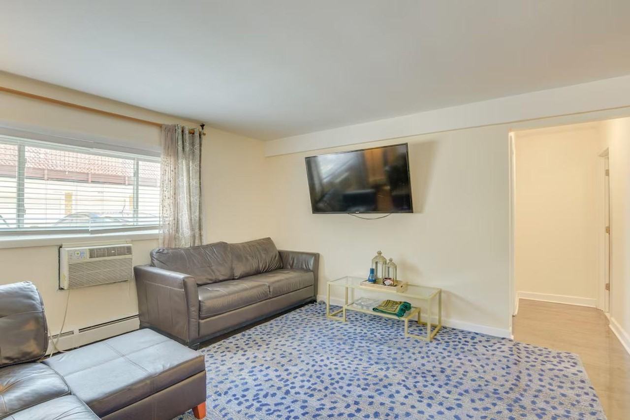 8845 Lamon Ave #1306683P - Photo 6 of 24