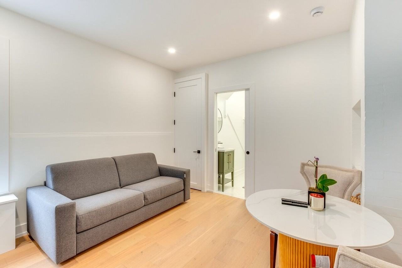 1032 Mclean Ave #1300407P - Photo 3 of 24