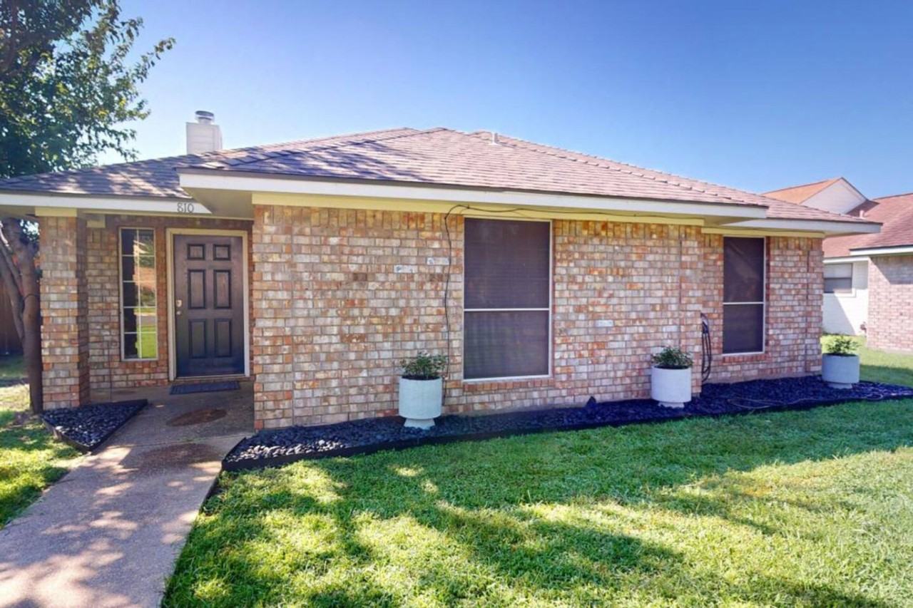 810 Camellia Ct #1328089P - Photo 7 of 23
