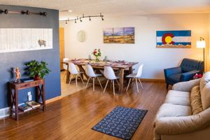 featured image of 5720 W 108th Pl