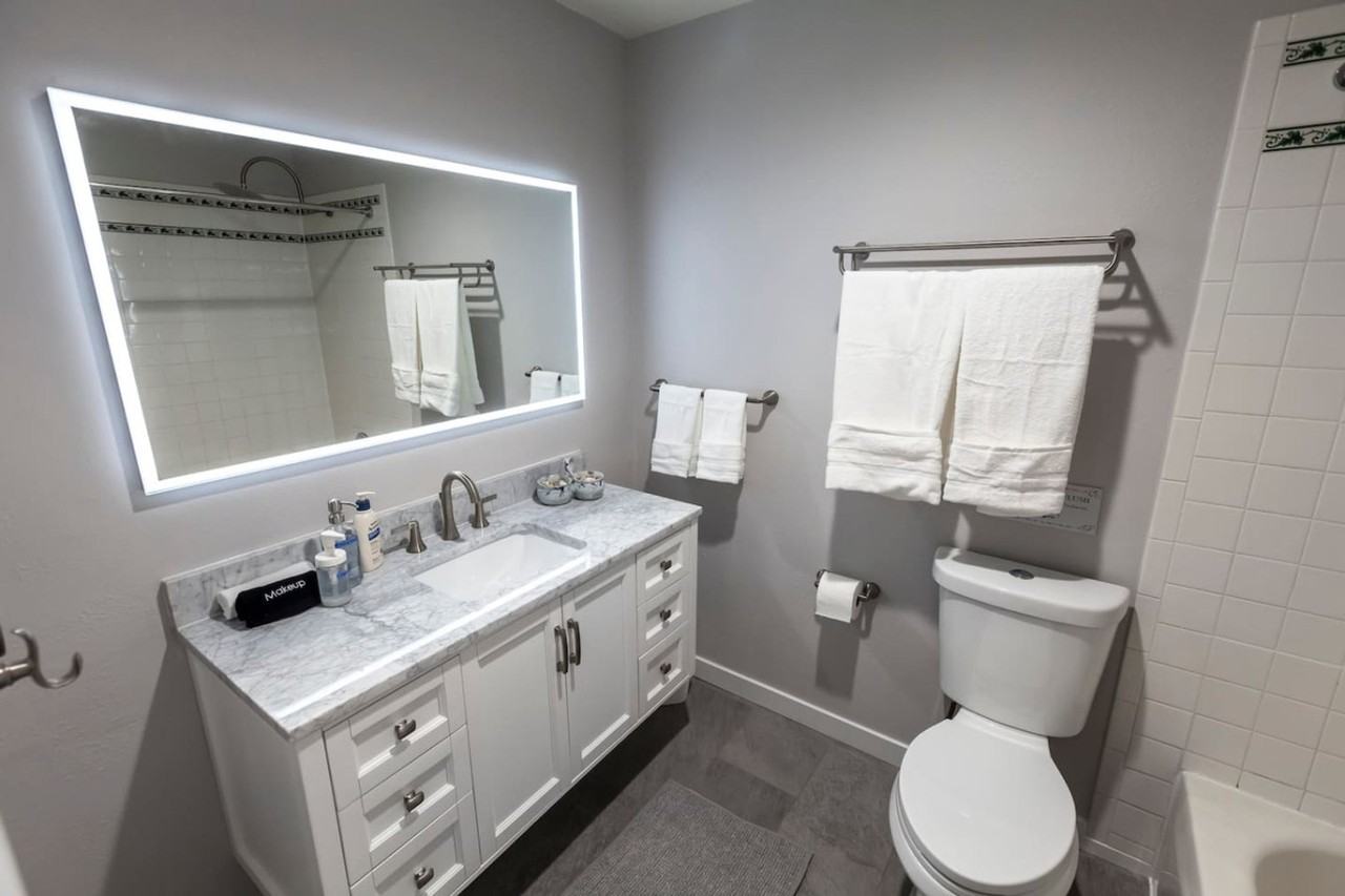 5720 W 108th Pl #1328030P - Photo 6 of 50