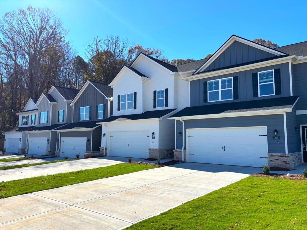 168 Chase Xing - Photo 2 of 29