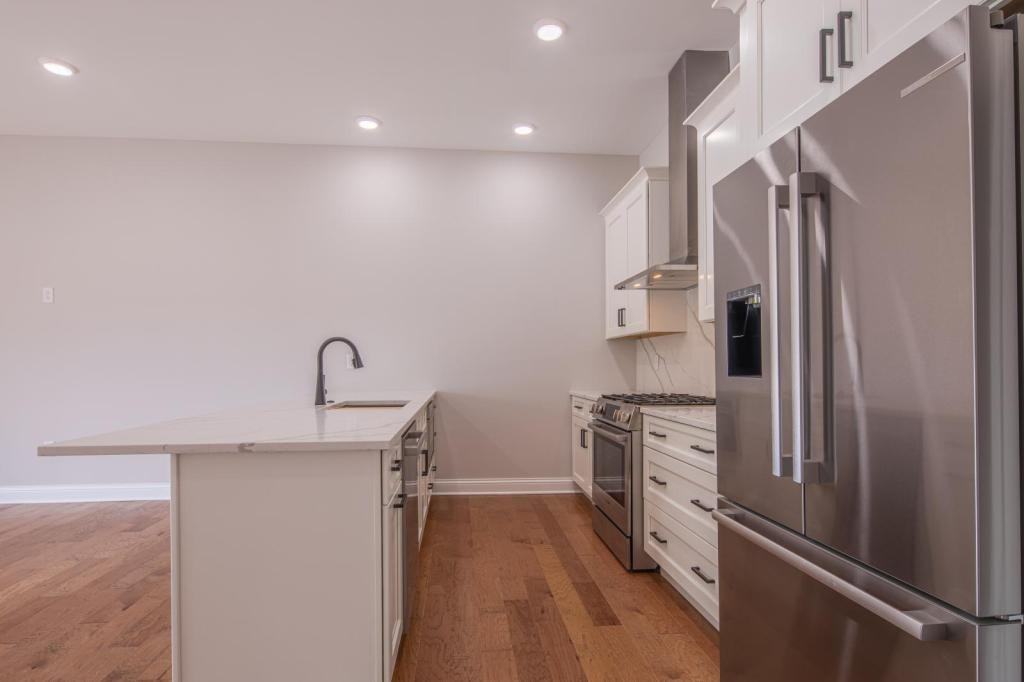 150 S Main St - Photo 5 of 19