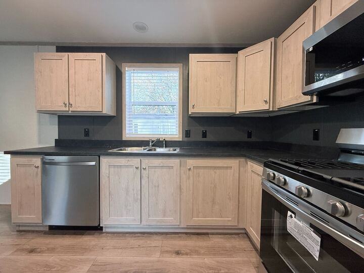 29680 Jamestown Dr #476 - Photo 7 of 32