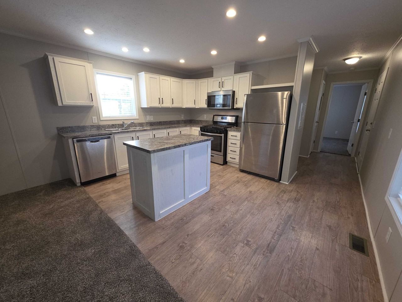 3653 Pinoak St #885 - Photo 3 of 29