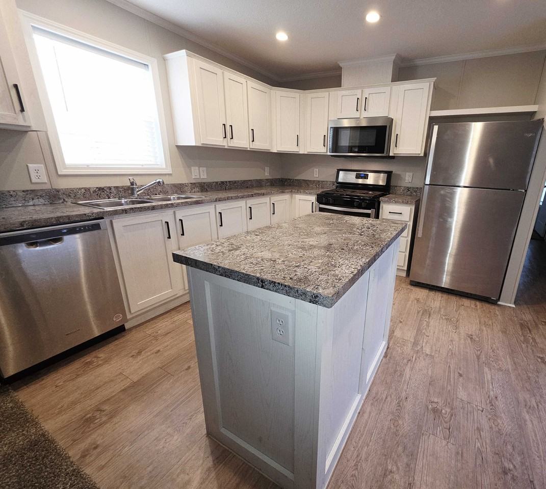 3653 Pinoak St #885 - Photo 4 of 29