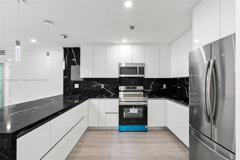 9405 Sw 76th St ##Y11 - Photo 1 of 1