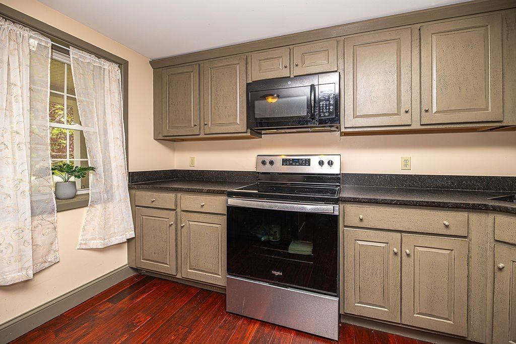 84 Little River Rd - Photo 2 of 9
