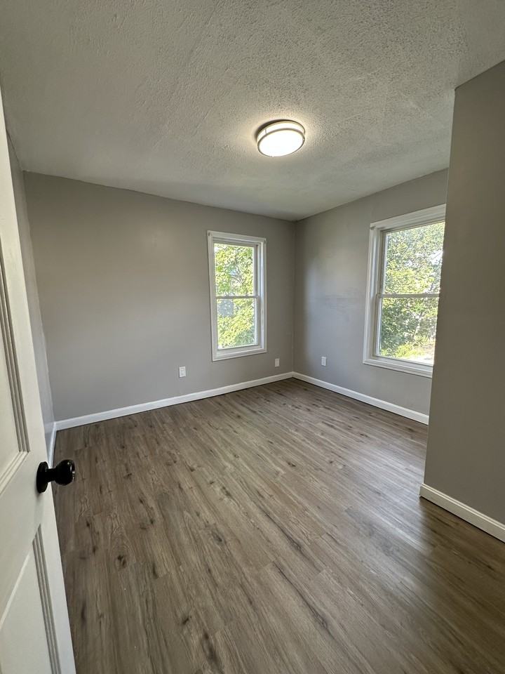 48 3rd St - Photo 6 of 6