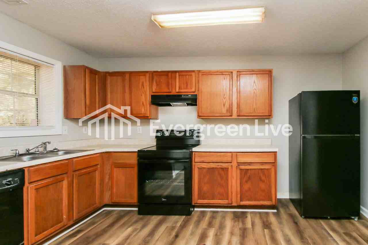 3920 Cypress Pointe Dr - Photo 6 of 16