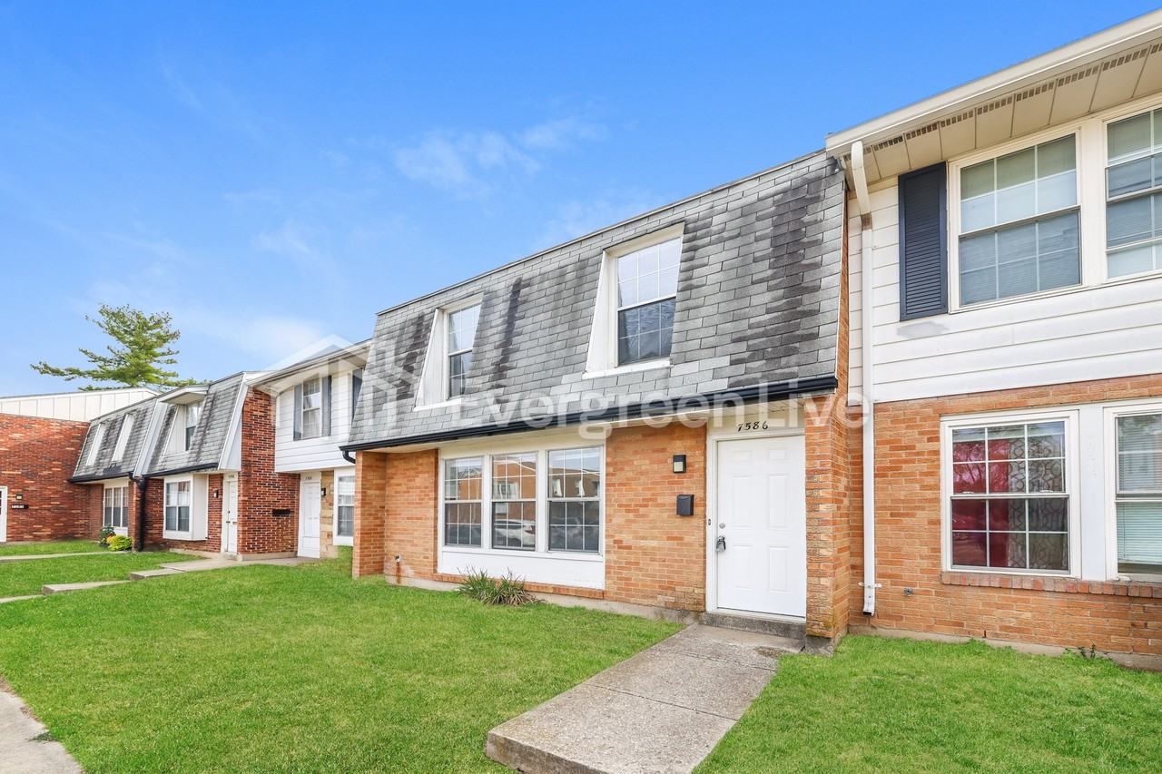 7586 Mount Whitney St - Photo 3 of 16