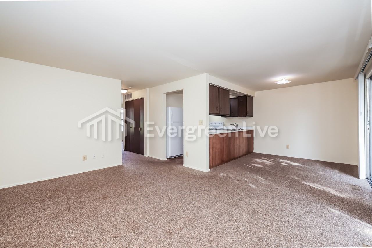 7586 Mount Whitney St - Photo 6 of 16