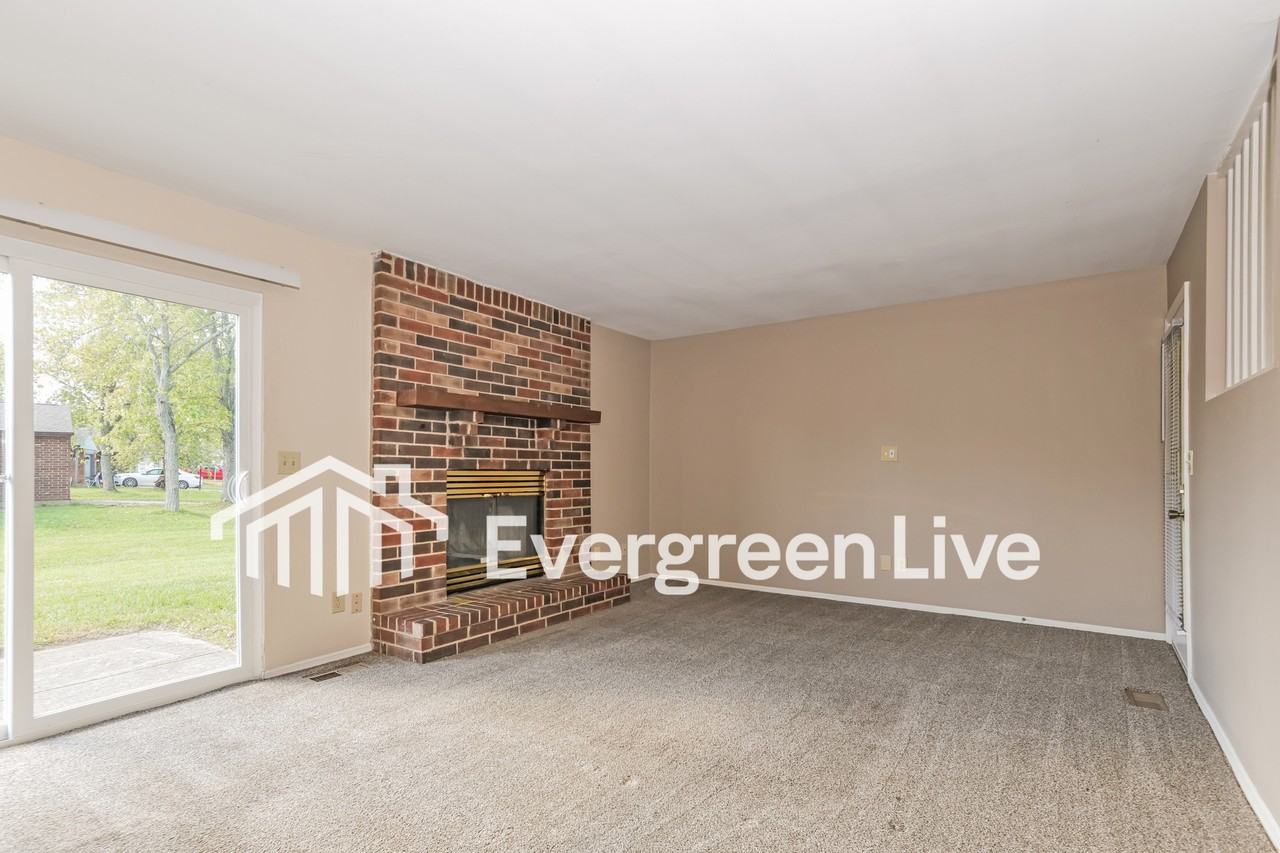 6500 Loblolly Dr - Photo 5 of 16